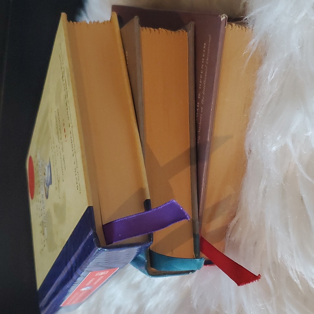 The Intellectual Devotional Book Set - Blue, Purple, Beige - Picture 2 of 15